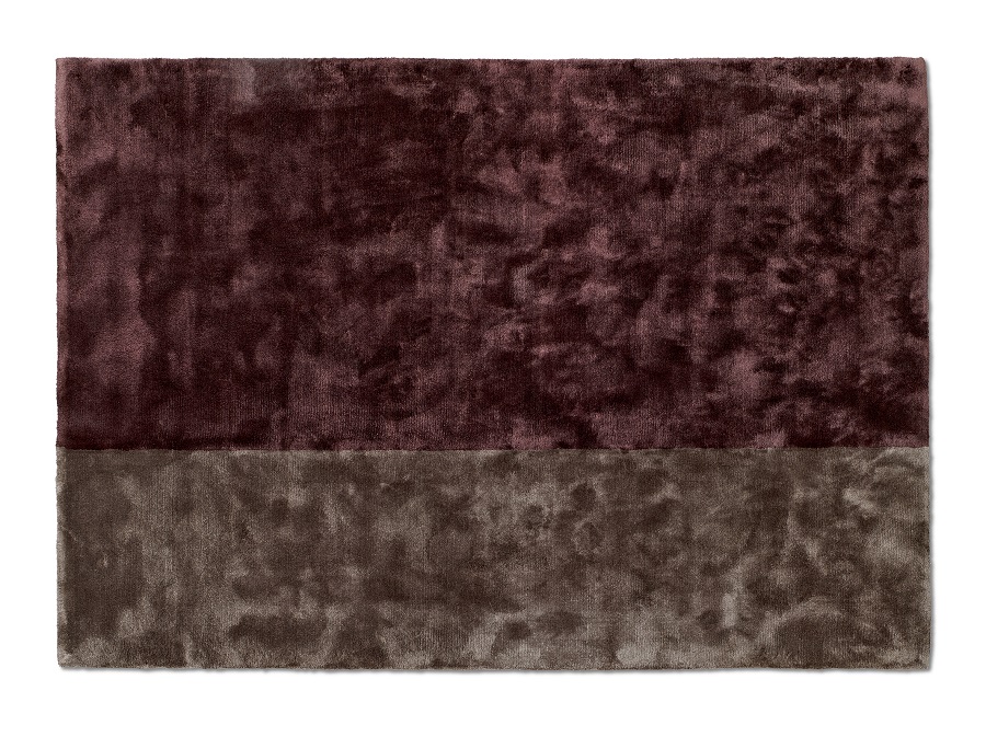 Handtuftad matta Abstract by Mia Wahlstein, färg Beetroot.