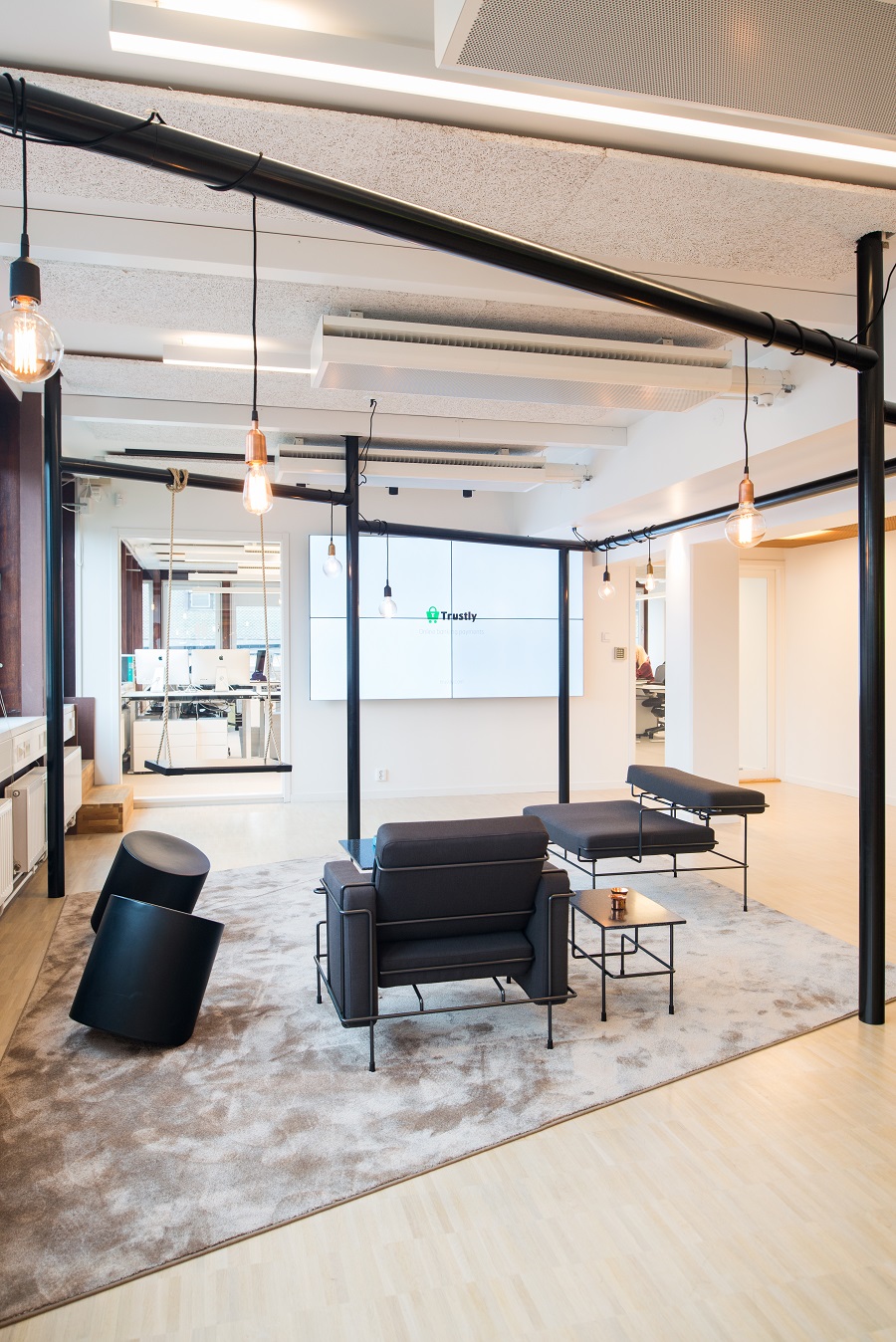 Matta Frame Superior 1064 på Trustlys kontor, projekt av före detta PS Arkitektur.