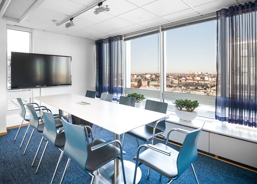 Textil platta Infinity under mötesbord hos Brightstep.