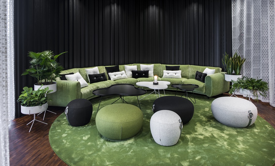 Matta Safira Exclusive 1060 på Dormys kontor under soffgrupp, projekt av Kajenn Design & Inredning.