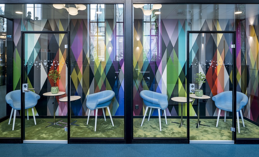 Heltäckande matta Safira Exclusive 1060 på Sitevisions kontor, projekt av Kajenn Design & Inredning.