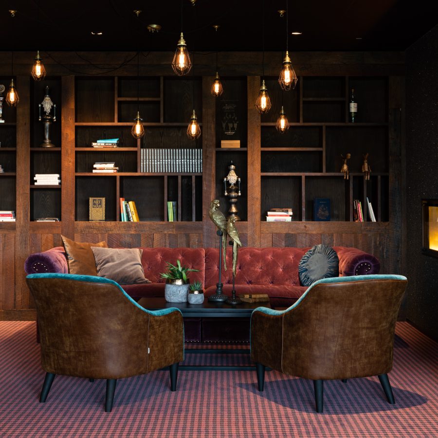 Heltäckande printad matta på Meridiums kontor, projekt av Kajenn Design och Inredning.