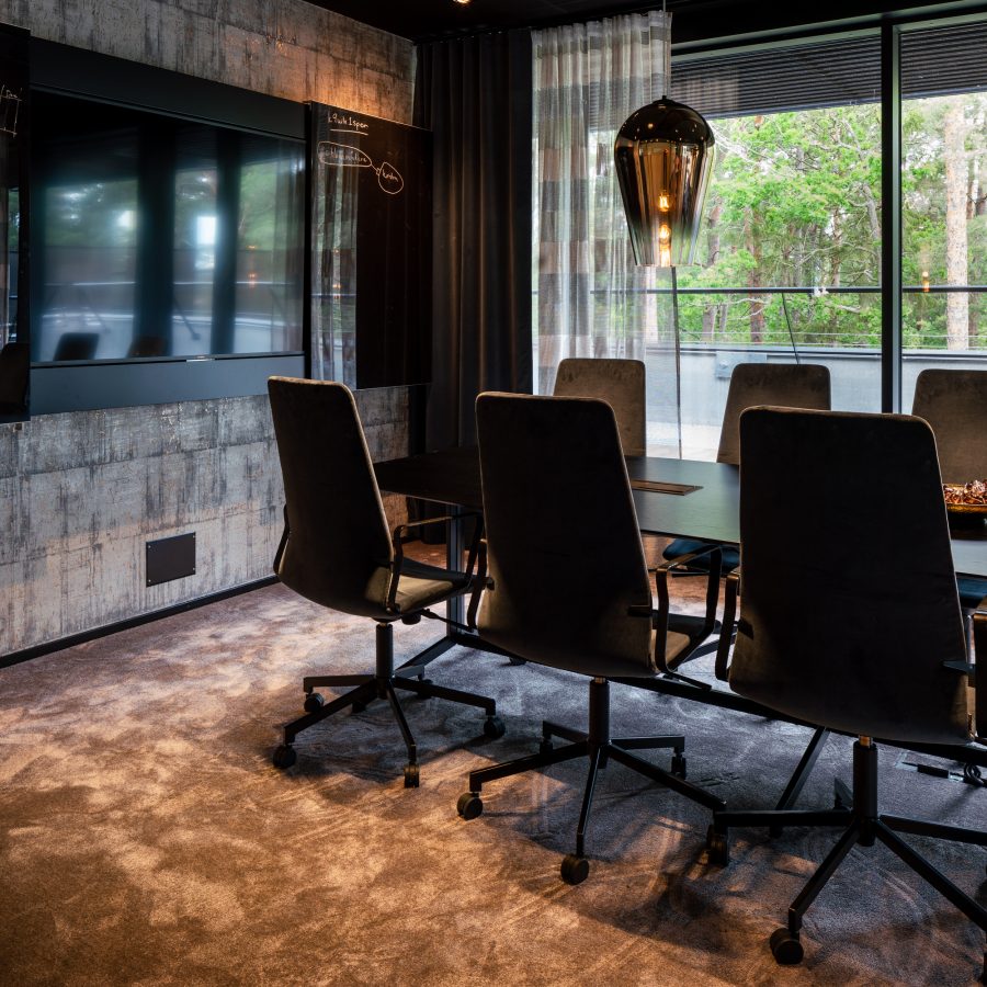 Matta Frame Superior 1064 på Meridiums kontor, projekt av Kajenn Design och Inredning.