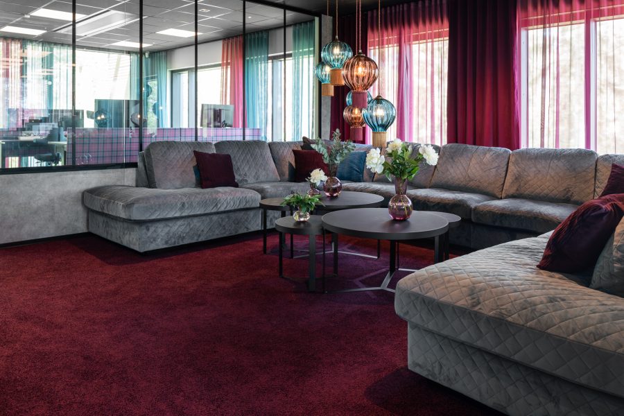 Matta Frame Superior 1064 på Meridiums kontor, projekt av Kajenn Design och Inredning.